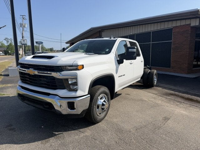 2026 Chevrolet Silverado 3500 HD Chassis Cab LT