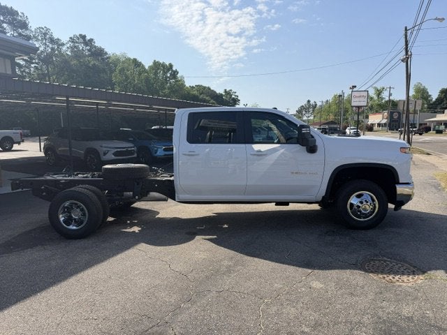 2026 Chevrolet Silverado 3500 HD Chassis Cab LT