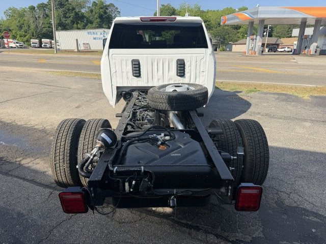 2026 Chevrolet Silverado 3500 HD Chassis Cab LT