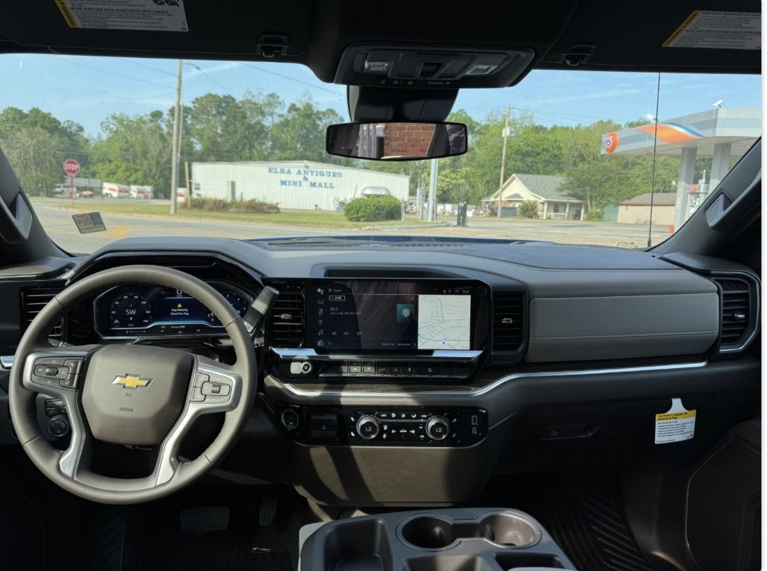 2025 Chevrolet Silverado 1500 LT
