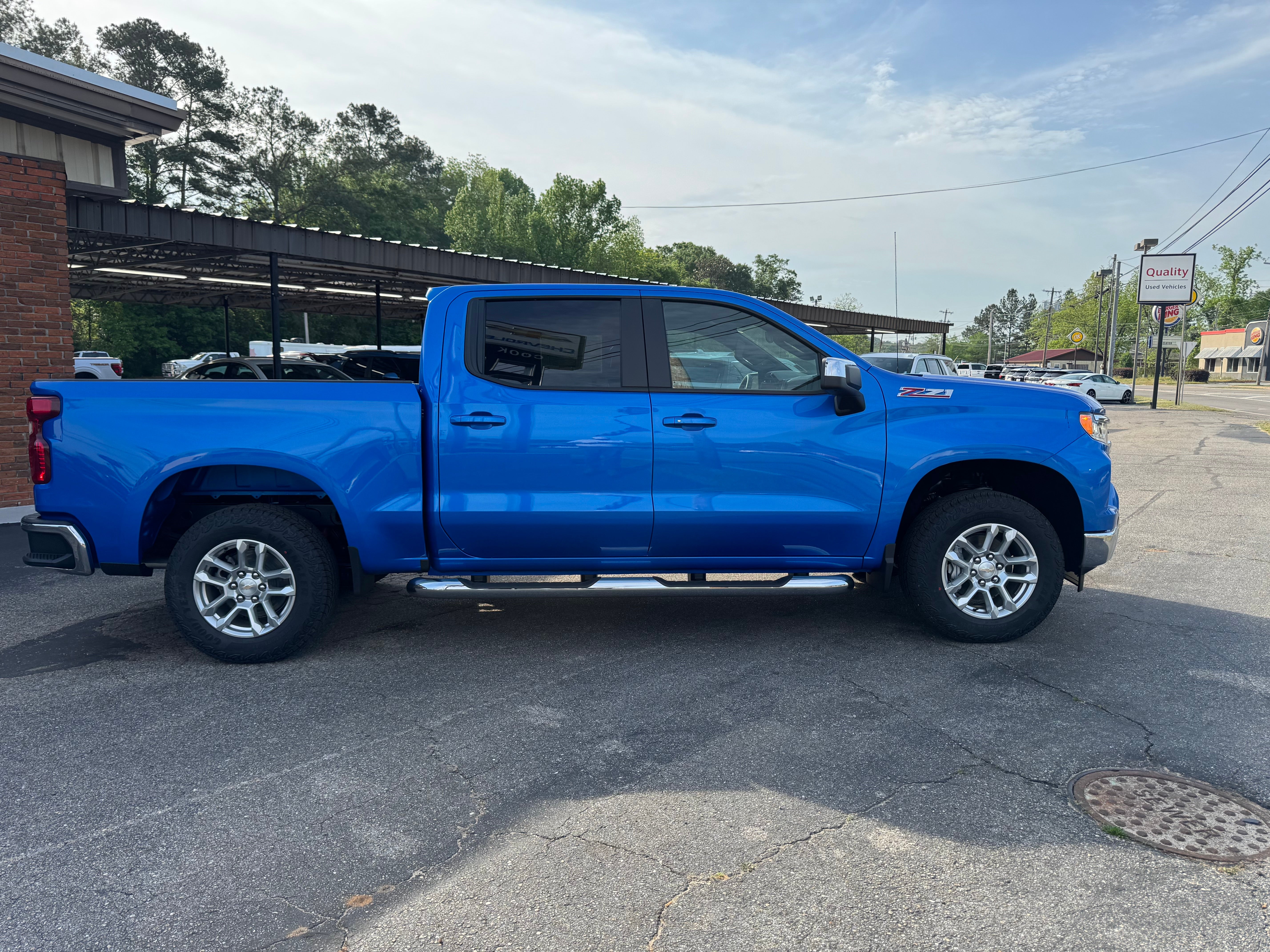 2025 Chevrolet Silverado 1500 LT