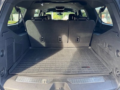 2022 GMC Yukon XL AT4