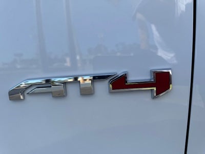 2022 GMC Yukon XL AT4