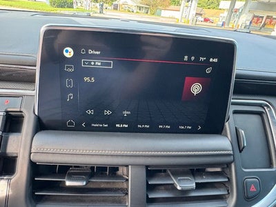 2022 GMC Yukon XL AT4