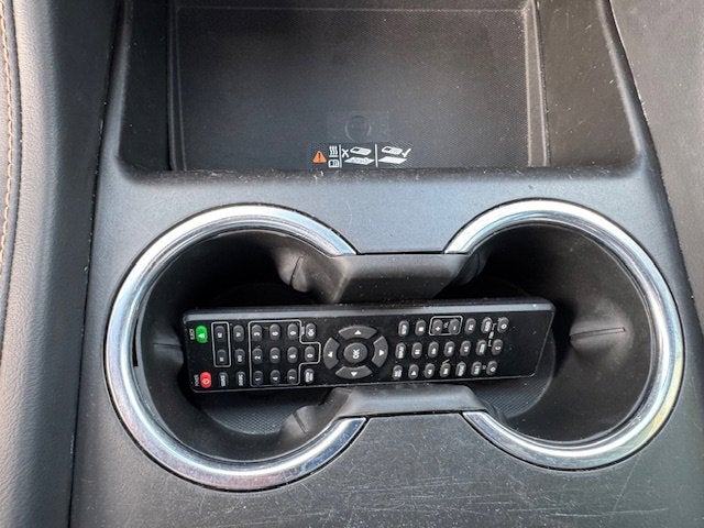 2022 GMC Yukon XL AT4