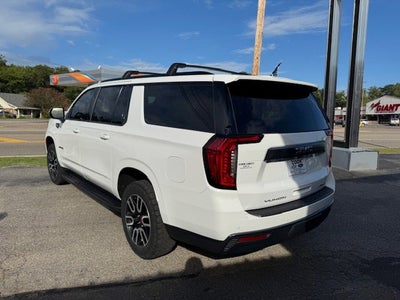 2022 GMC Yukon XL AT4