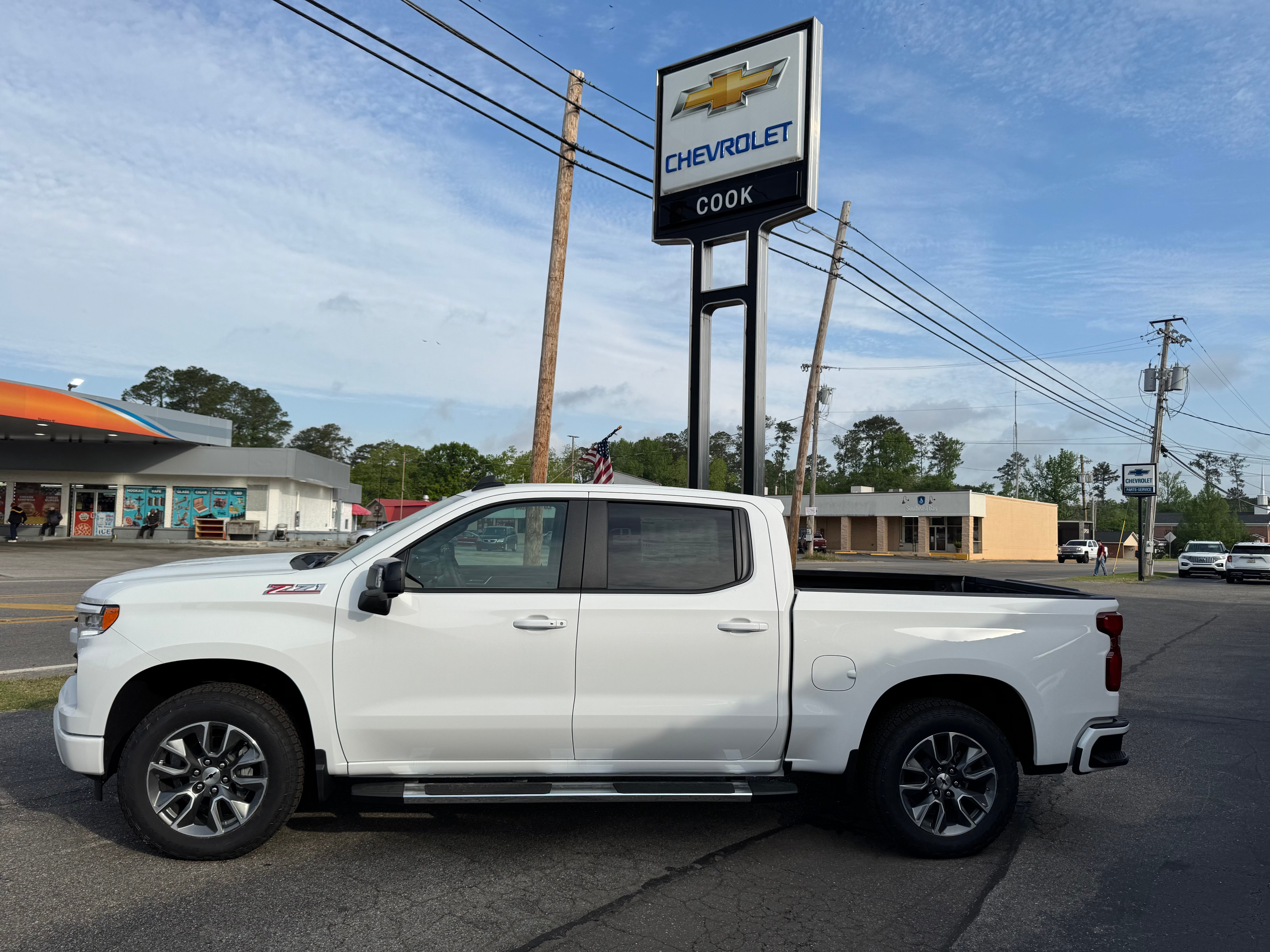 2025 Chevrolet Silverado 1500 RST