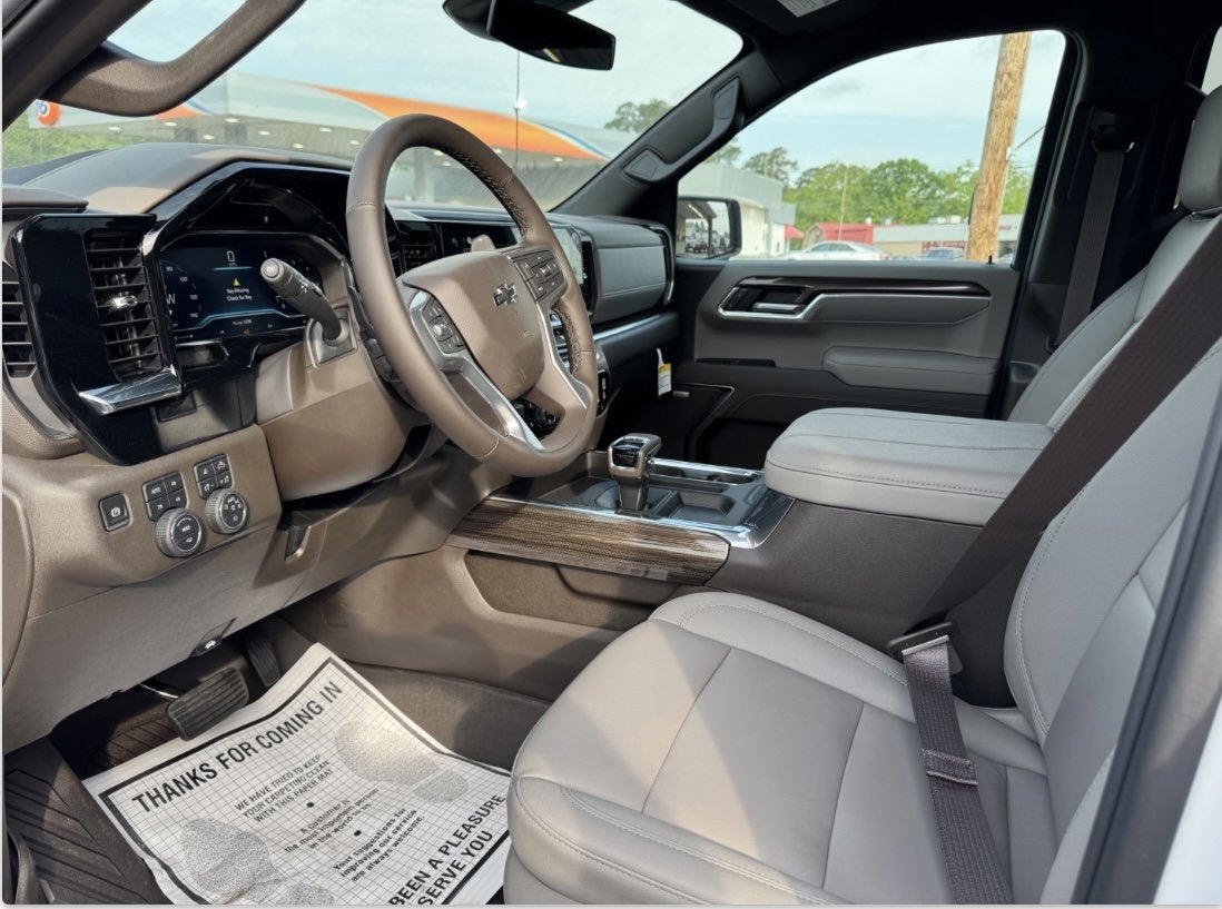 2025 Chevrolet Silverado 1500 RST