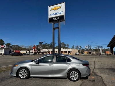 2020 Toyota Camry LE