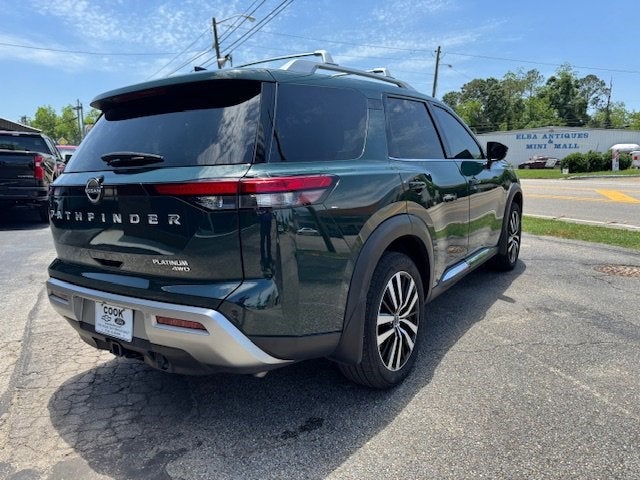 2024 Nissan Pathfinder Platinum