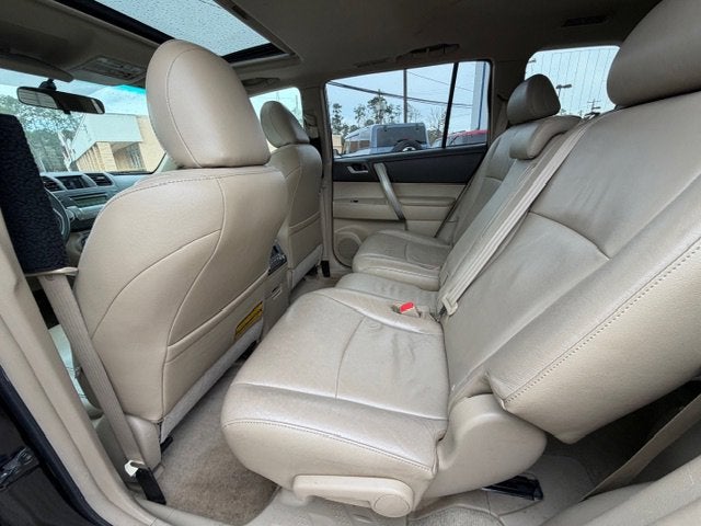 2010 Toyota Highlander SE