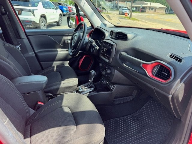 2022 Jeep Renegade (RED) Edition