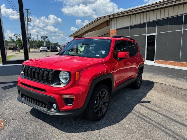 2022 Jeep Renegade (RED) Edition